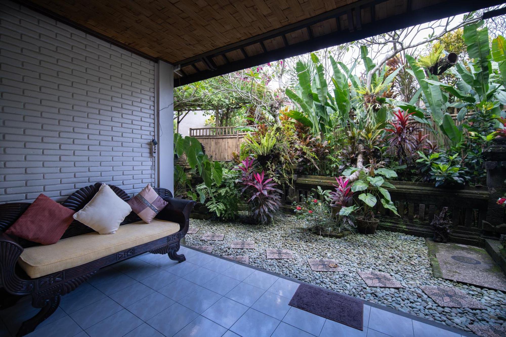 Puri Bayu Hotel Ubud  Exterior photo